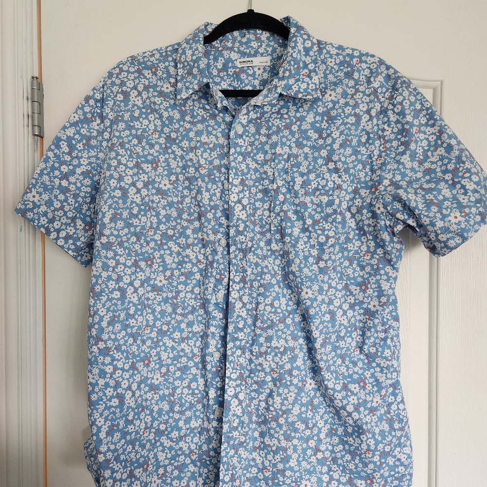 Sonoma short sleeve button down shirt
